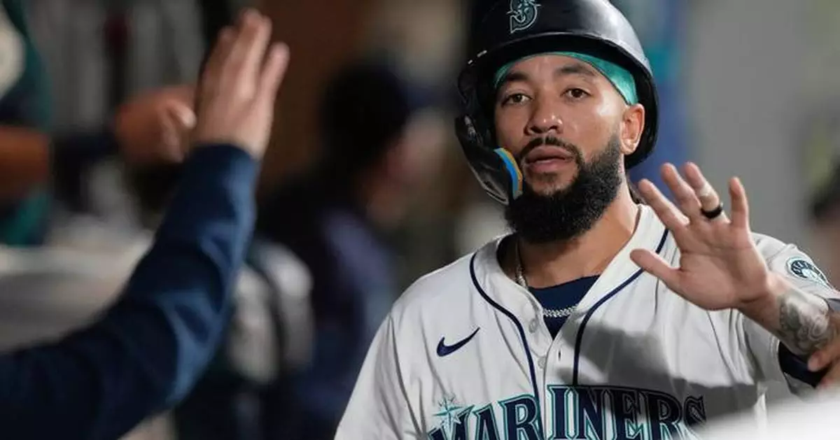 Mariners shortstop J.P. Crawford receives cortisone shot in his shoulder