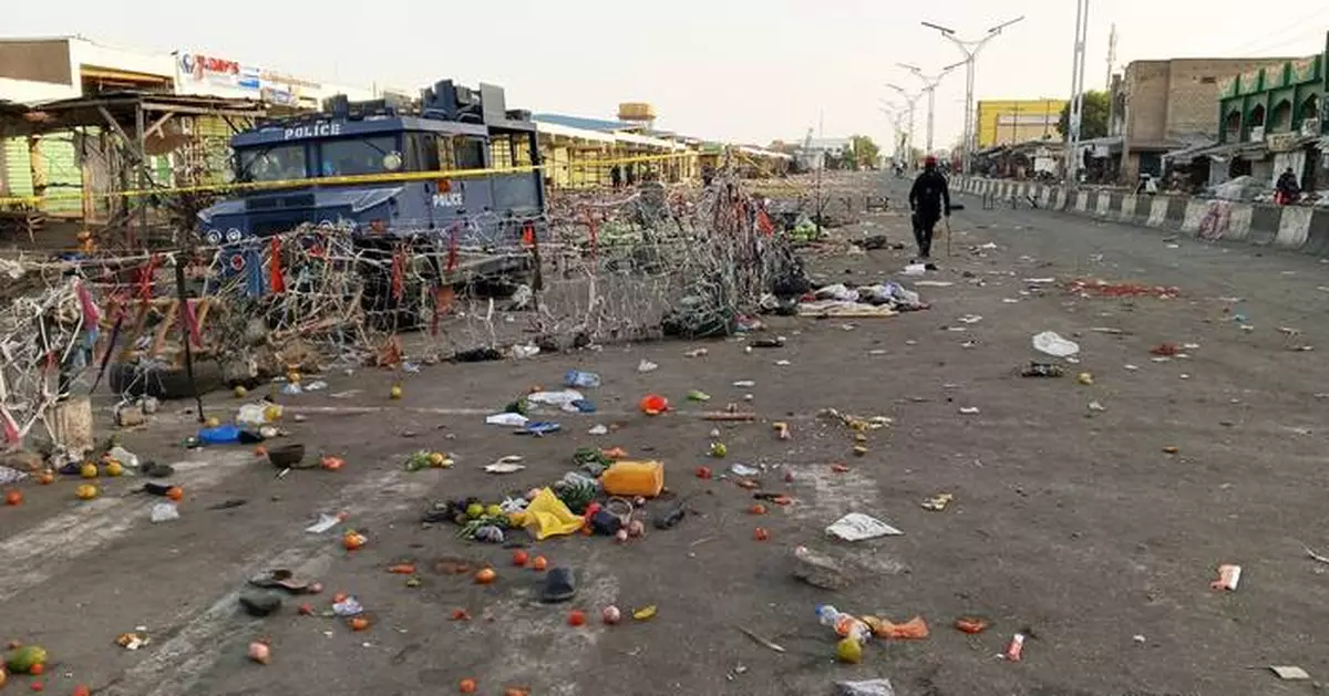 Nigerian soldiers repel an attack on a base and kill 80 Islamic militants, army says