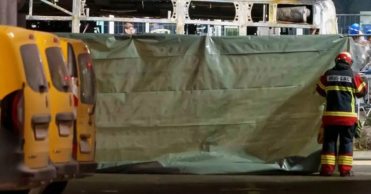 Fire engulfs a bus in Switzerland, killing 6 people and severely injuring 3 others