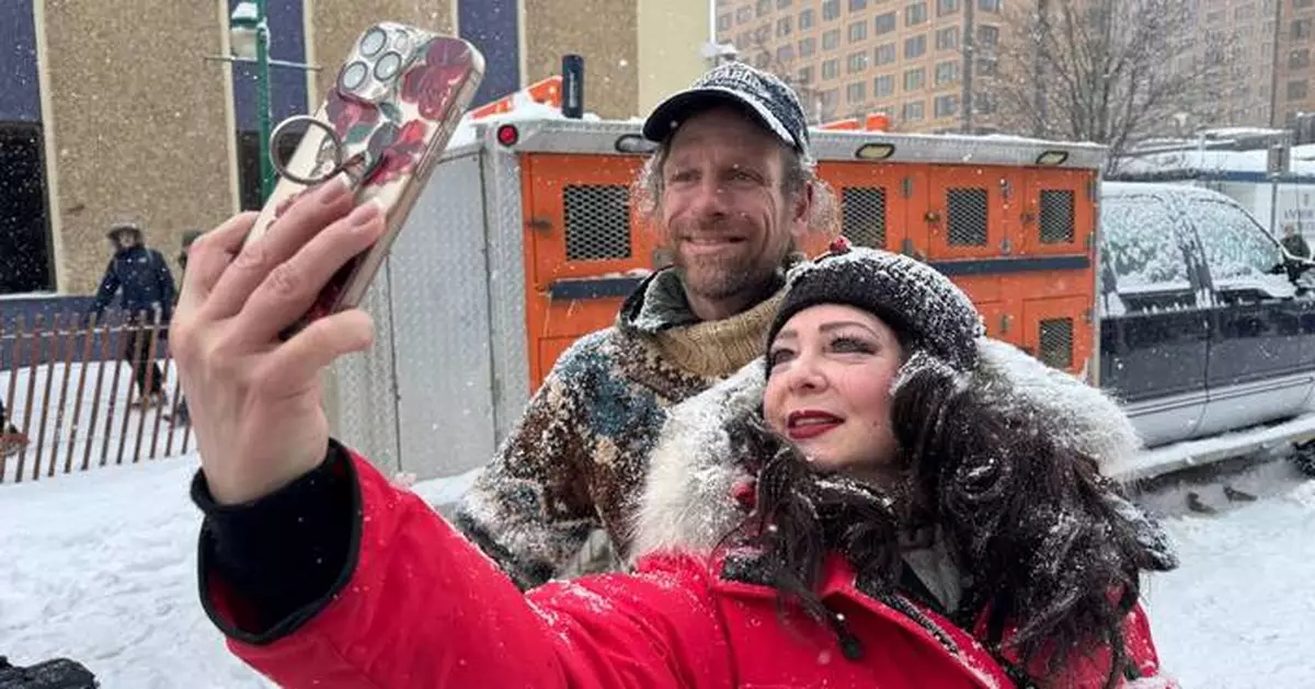 Former reality TV star Jessie Holmes repeats as champion of the grueling Iditarod sled dog race