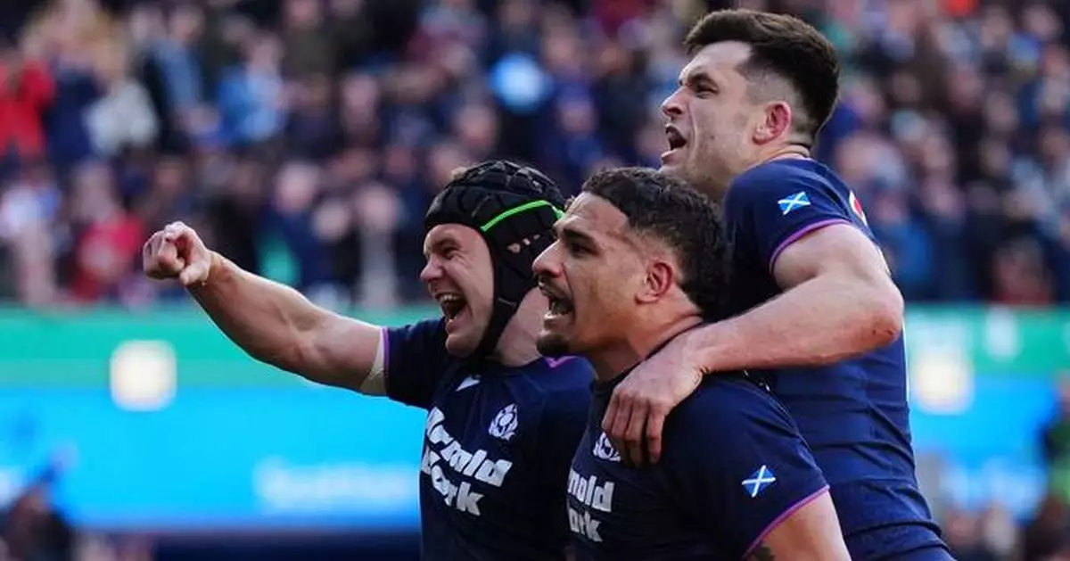 Scotland stuns France 50-40 and blows open the Six Nations title race