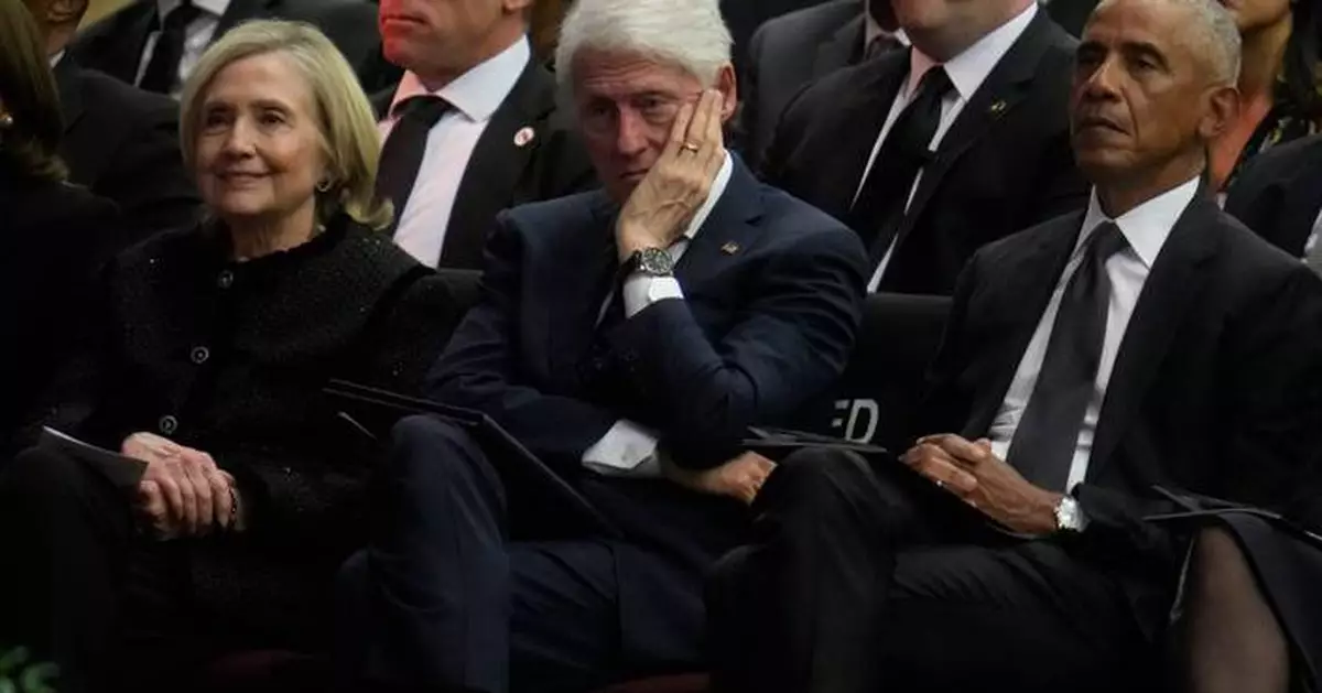 After a president-filled celebration, Rev. Jesse Jackson's family gathers for a private homegoing