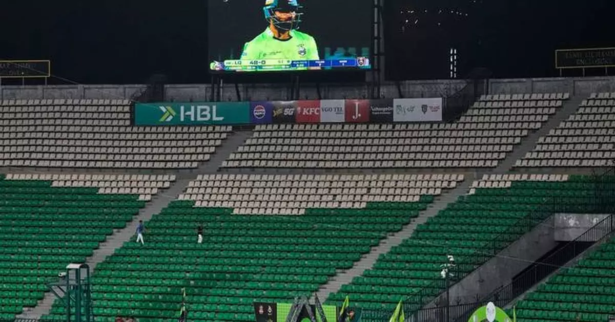 Pakistan pacer under fire for slamming politician's presence at start of closed-doors cricket game