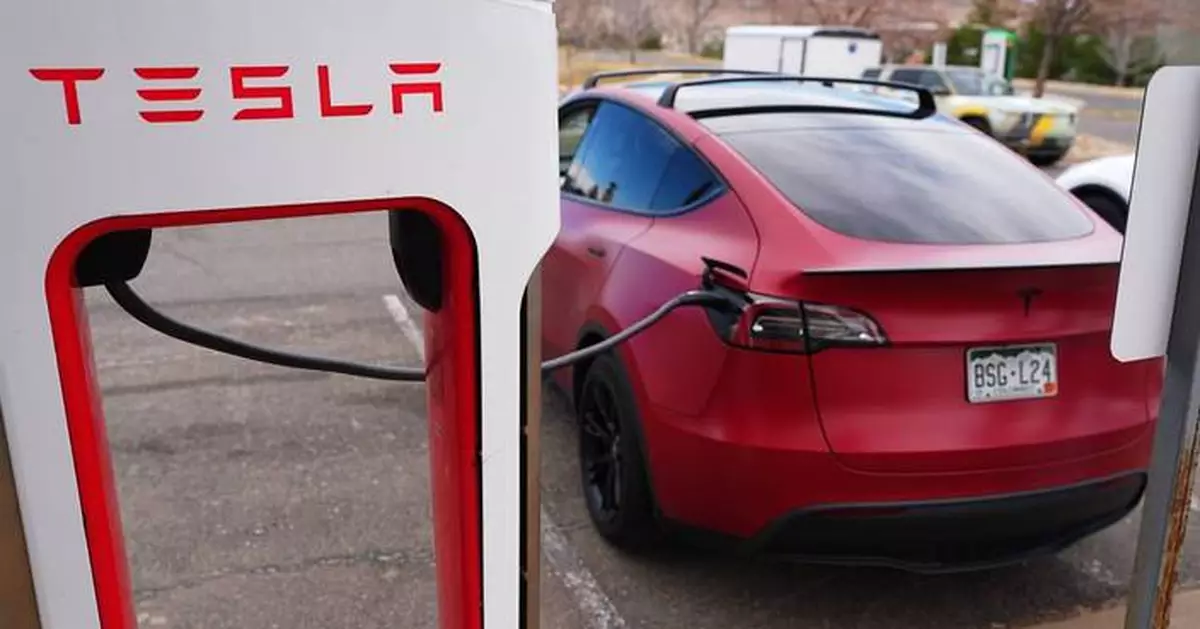 Tesla faces wider probe of self-driving feature as it prepares to sell cars without steering wheels