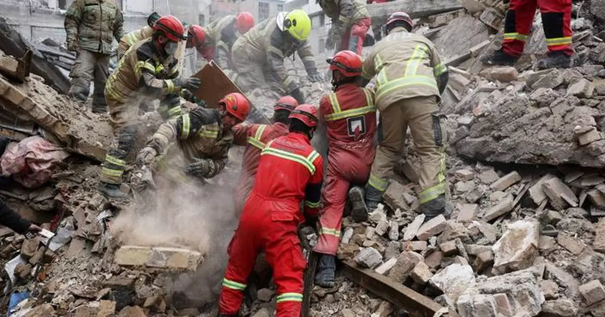 The Latest: Trump threatens Iran's oil infrastructure after US bombs island military sites