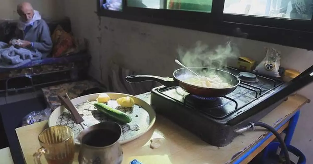 War mars Eid al-Fitr holiday for displaced in Lebanon