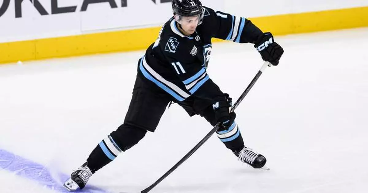 Vanecek earns 1st shutout of the season, 100th career win in Utah's 3-0 victory over the Flyers