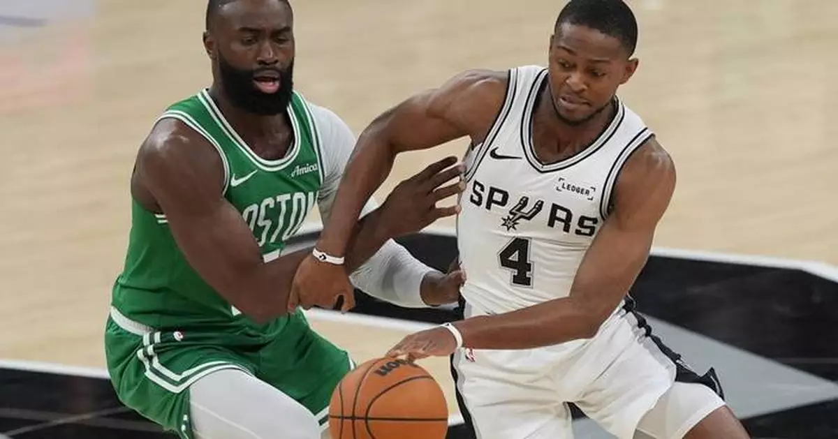 Celtics' Brown ejected in first half after argument with officials in matchup with Spurs