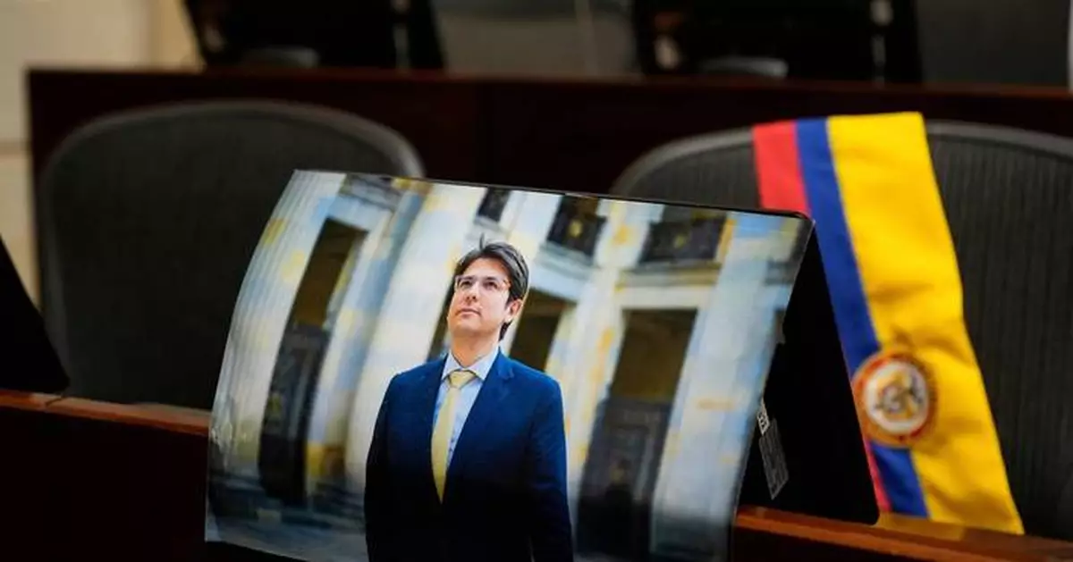 Colombia issues arrest warrants for rebel group members for Miguel Uribe killing