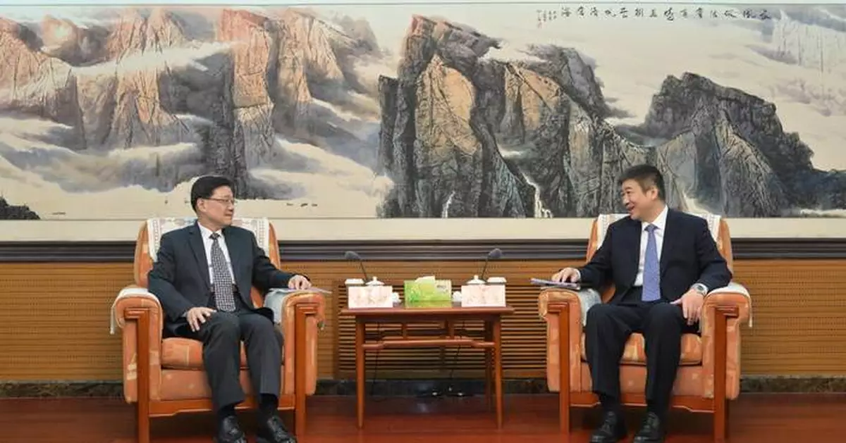 John Lee Begins Beijing Visit to Strengthen Aviation and Economic Cooperation with National Authorities