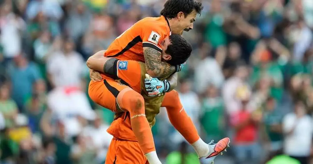 Bolivia rallies past Suriname 2-1 to reach a 2026 World Cup playoff final against Iraq