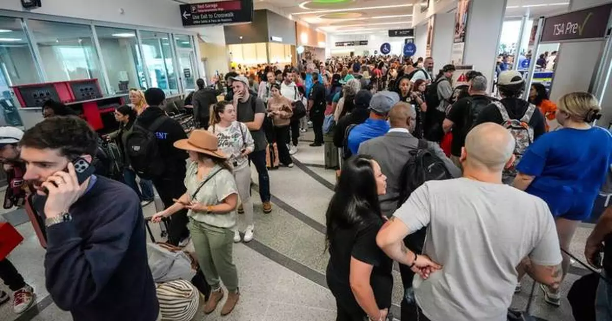Travelers encounter long waits at some airports as DHS shutdown affects security checkpoints