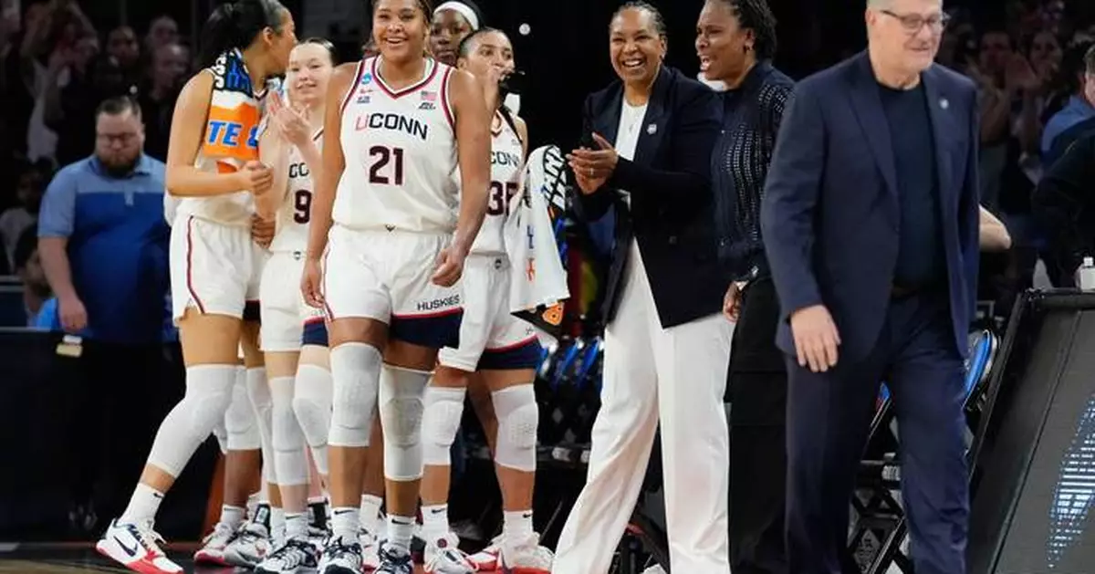 UConn and Geno Auriemma beat Notre Dame 70-52 to secure 25th women's Final Four appearance