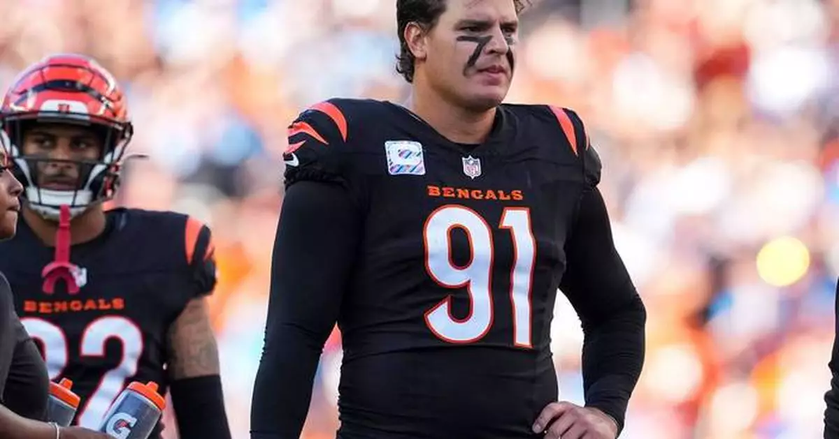 Trey Hendrickson joins Ravens, Maxx Crosby still on Raiders and Daniel Jones re-signs with Colts