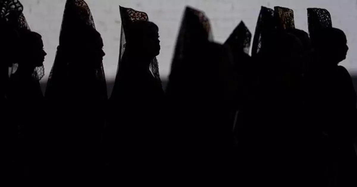 Photos show Christians marking Holy Week across the world