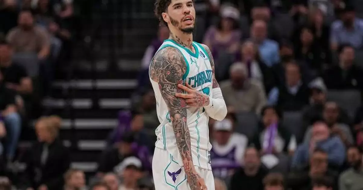 LaMelo Ball scores 30 as Hornets beat Kings 117-109