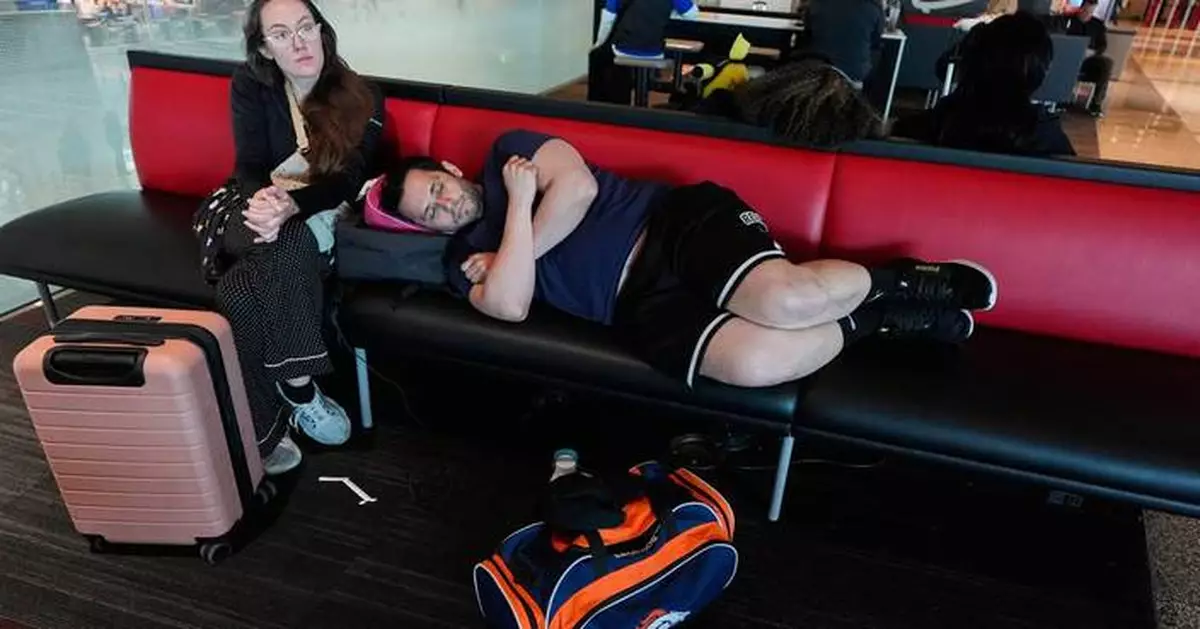 Some flight cancellations and delays continue after US storms dump snow in the Midwest and head east