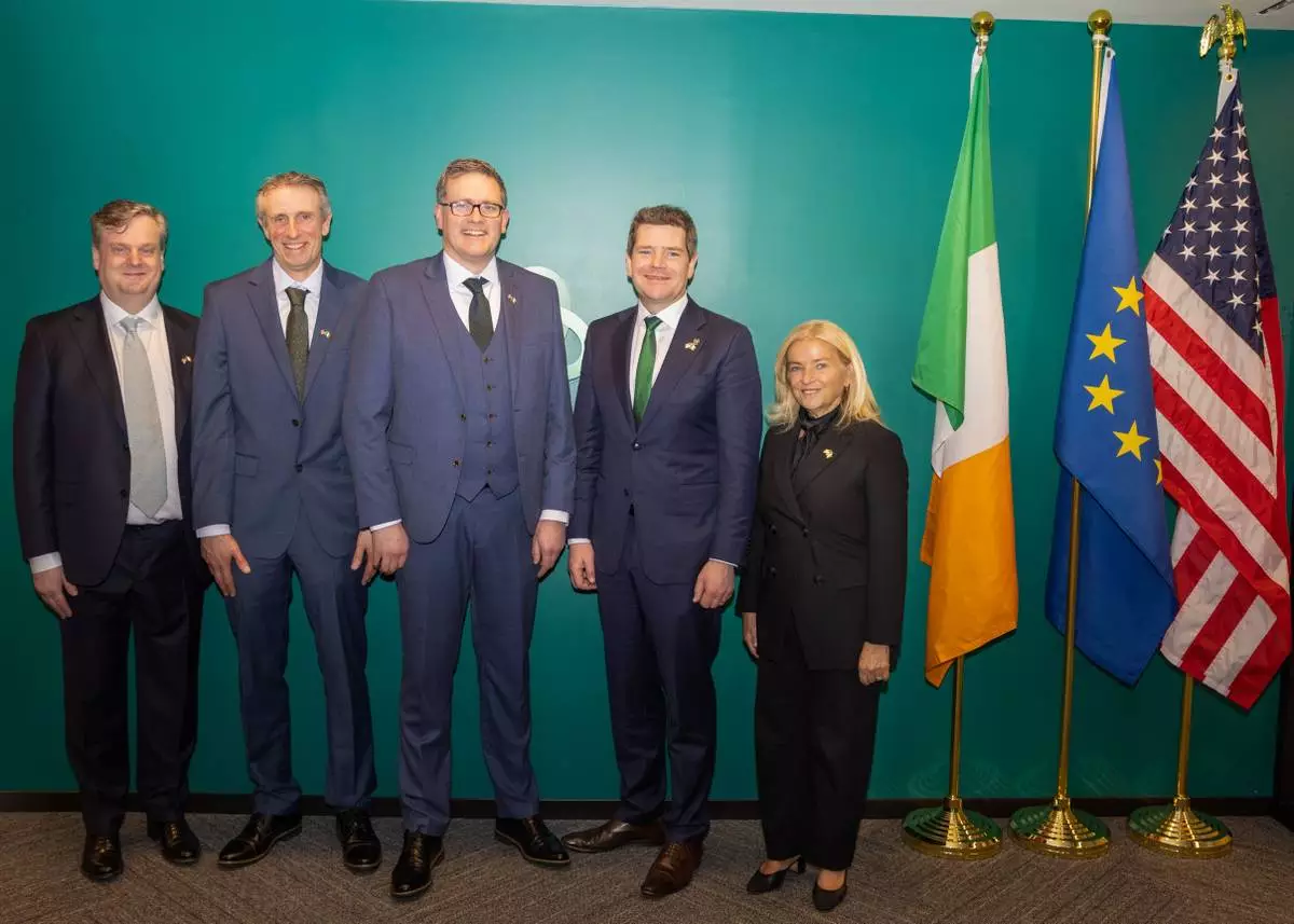 Pictured in New York at the announcement that Granite has agreed to acquire Creative Media are L-R: Marcus Isherwood, CEO, Creative Media; Conor Buckley, CEO, Granite; Rob Carpenter, Global Chief Commercial Officer, Granite; Peter Burke TD, Minister for Enterprise, Tourism and Employment; and Joy Marcus, Non-Executive Chair, Granite