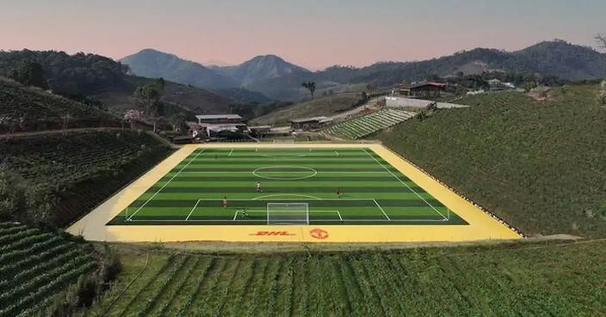 DHL EXPRESS AND MANCHESTER UNITED BRING THE 'THEATRE OF DREAMS' TO THE WORLD'S MOST RURAL COMMUNITY OF RED DEVIL FANS