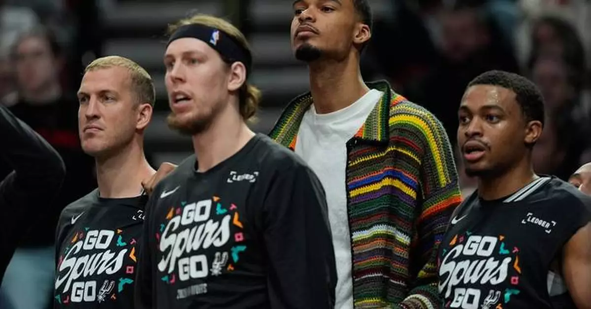 Sunday's NBA matchups: Spurs-Trail Blazers, Celtics-76ers, Lakers-Rockets, Cavaliers-Raptors