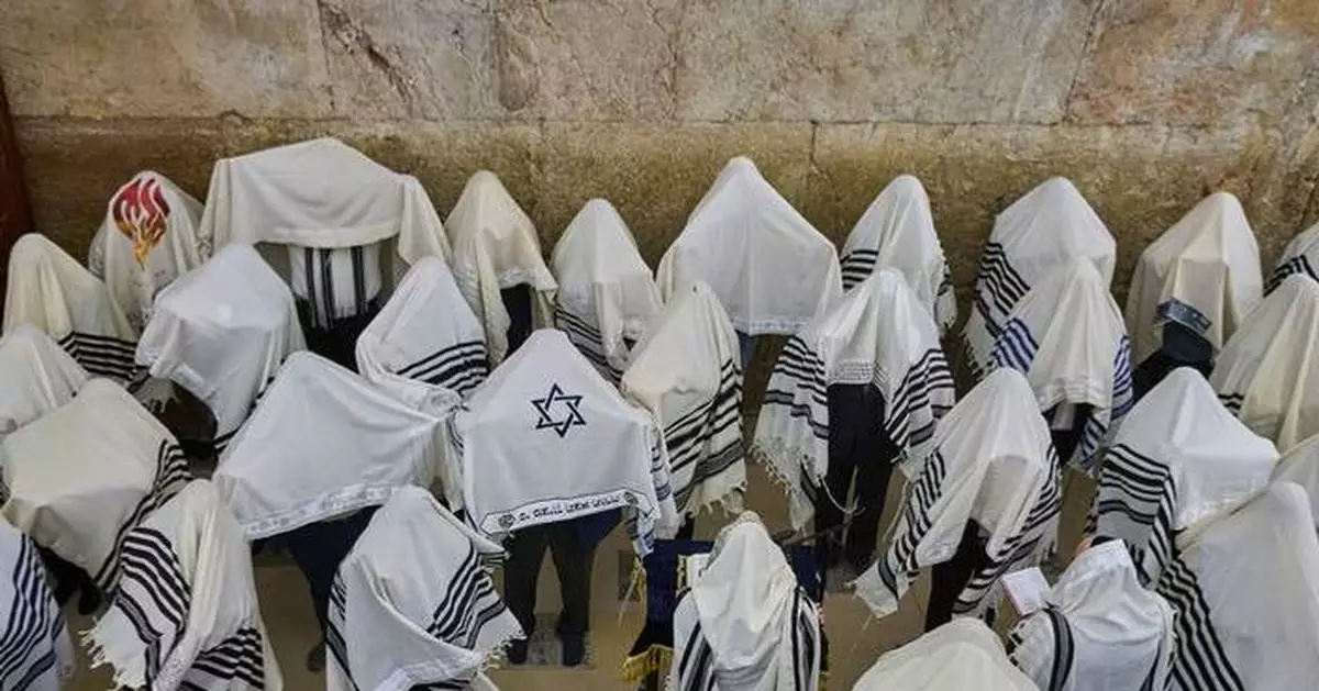 The top photos of the day by AP's photojournalists