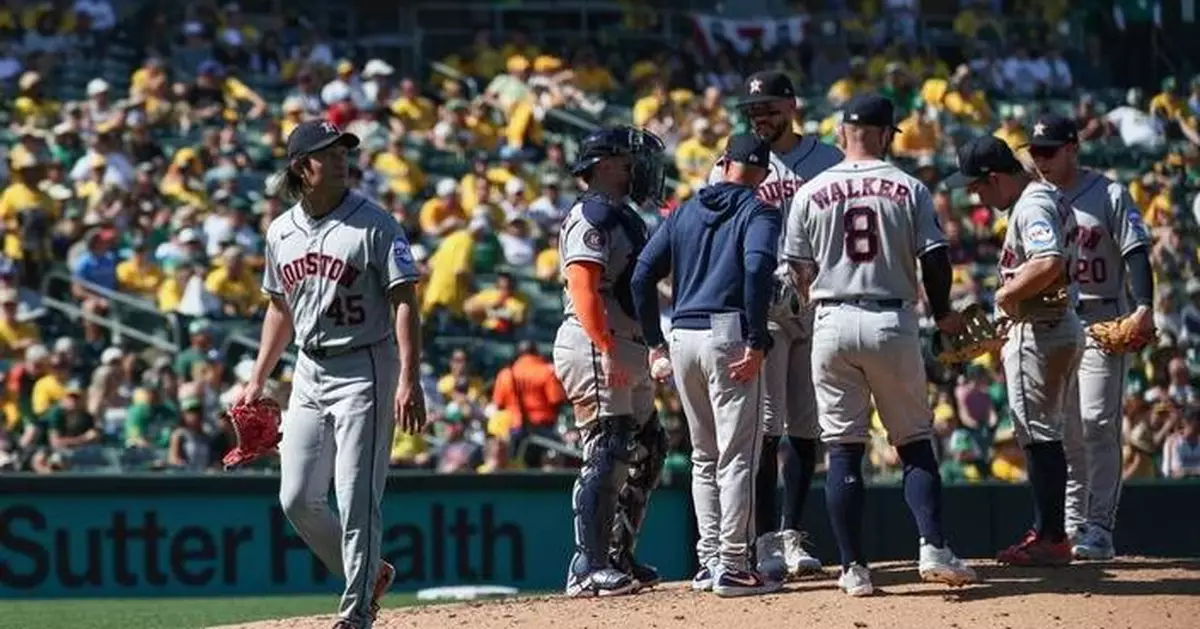 Walker homers, Peña gets 600th hit as Astros rout Athletics 11-0