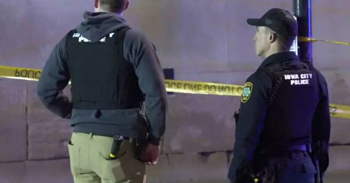 Police seek 17-year-old for attempted murder in shooting near University of Iowa, authorities say