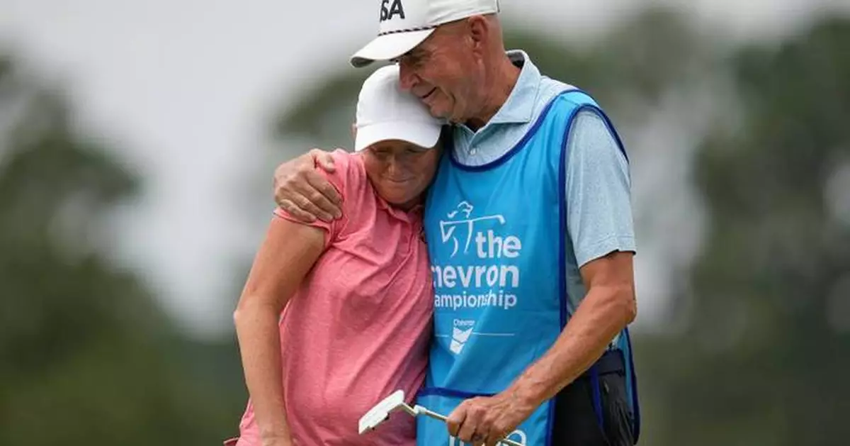 Stacy Lewis calls it a career in hometown Houston at Chevron Championship