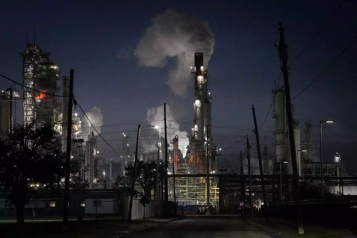 A Citgo oil refinery operates next to the Hillcrest neighborhood Thursday, Nov. 16, 2023, in Corpus Christi, Texas. (Jon Shapley/Houston Chronicle via AP)