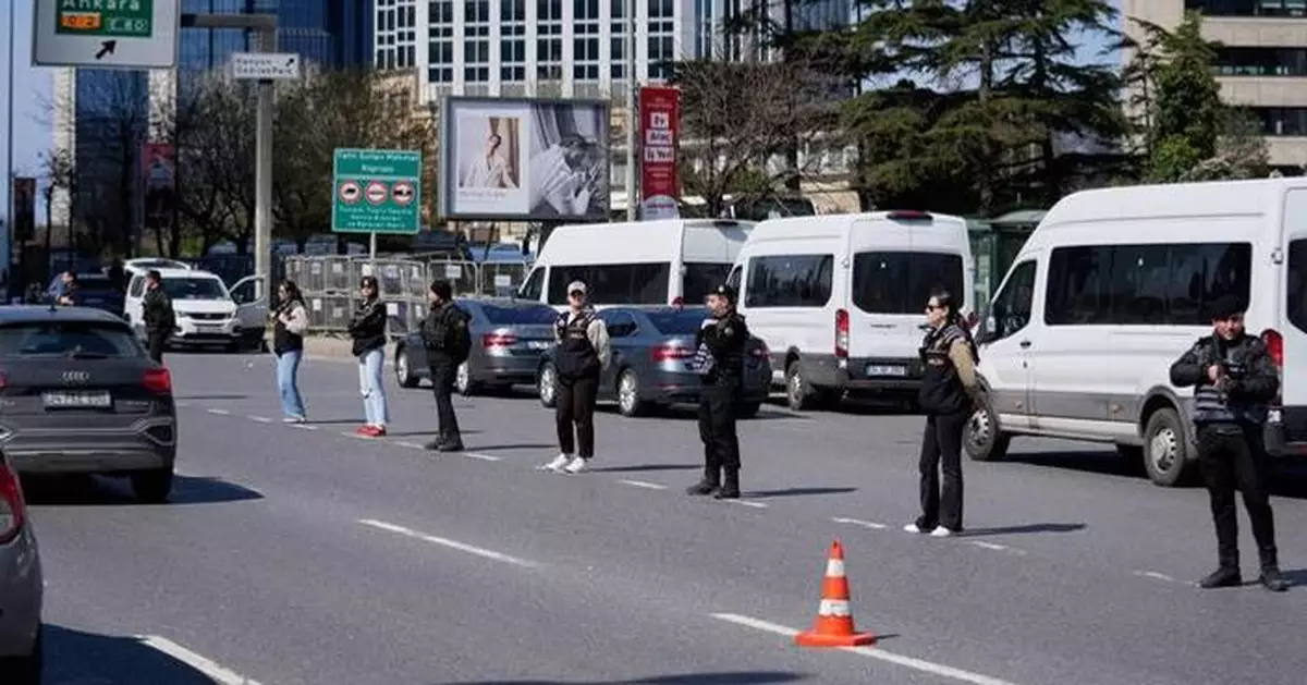 Turkey detains 9 over attack outside the Israeli Consulate in Istanbul