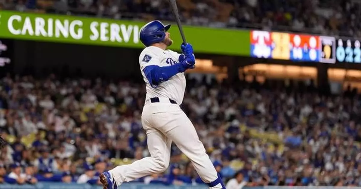 Max Muncy told Dave Roberts he was close. Then came 3 homers and a walk-off