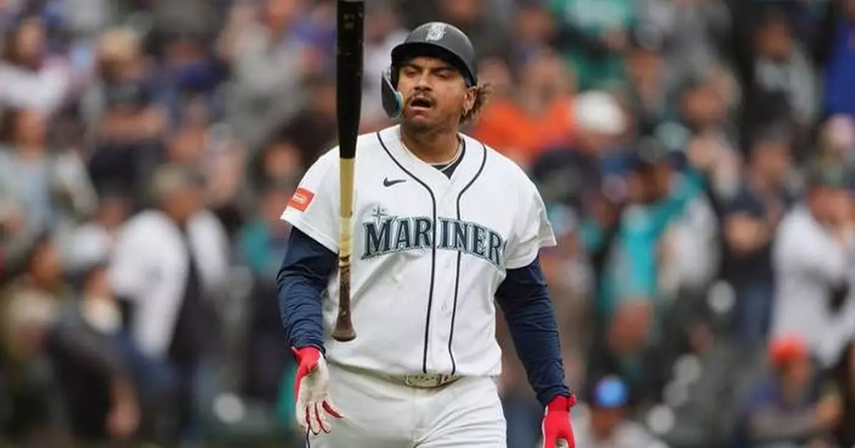 Naylor homers twice, Kirby pitches into 8th as Mariners beat Astros 6-2 for 4-game sweep