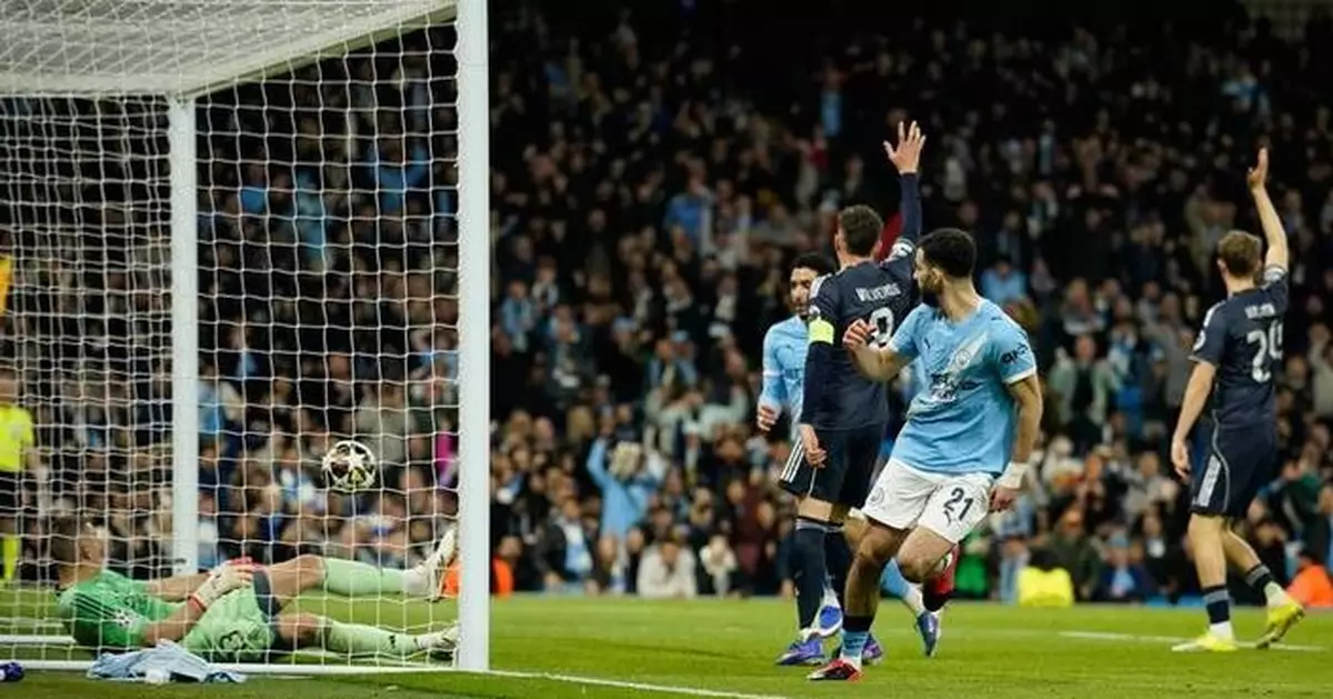 FIFA takes 'daylight offside' trials to Canadian league aiming to overcome Euro skeptics