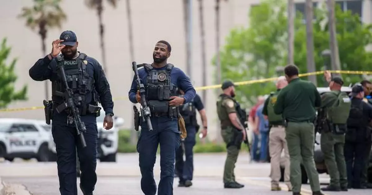 Authorities announce murder charge after Louisiana mall shooting that killed 1 person, injured 5