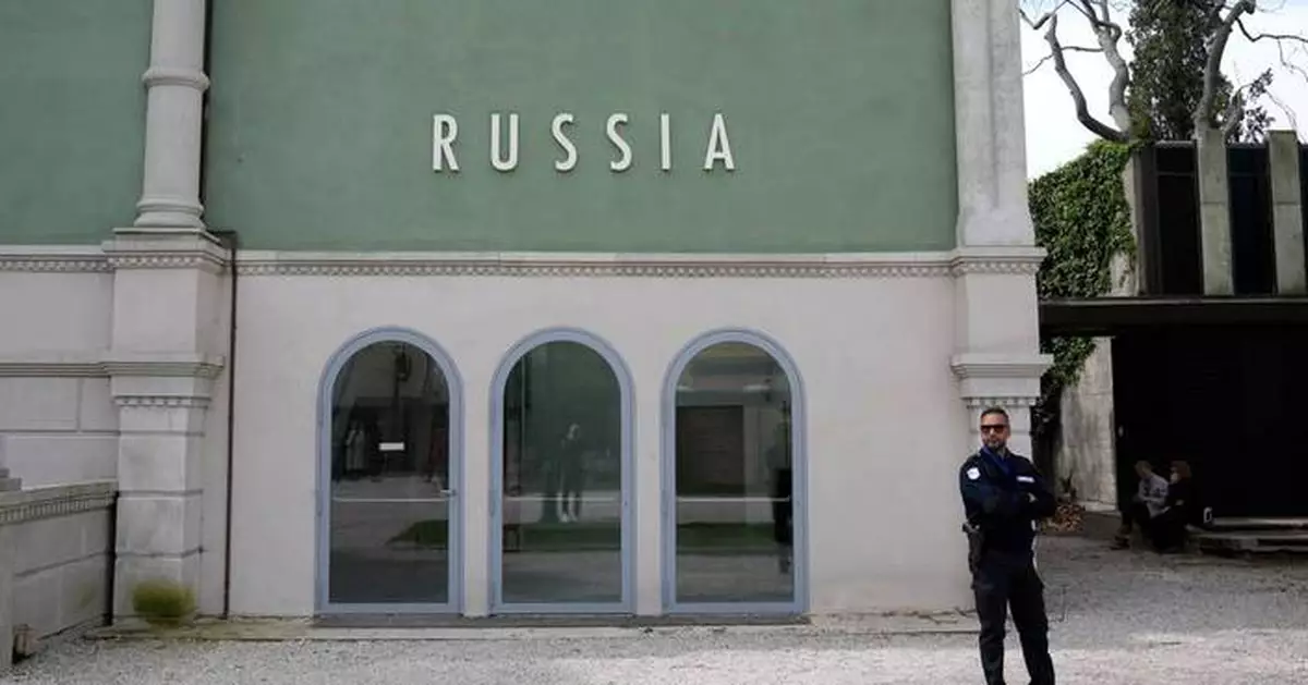 EU pulls $2.4 million from Venice Biennale over Russia's return