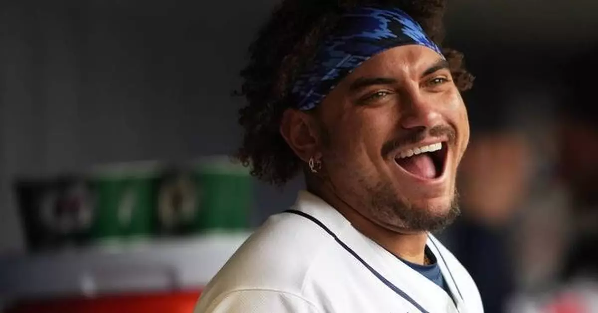 Josh Naylor breaks out of season-long slump with 2 homers as Mariners sweep Astros