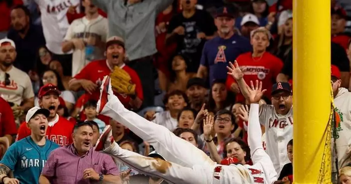 Jo Adell robs 3 homers in what Torii Hunter calls the `greatest defensive game I've ever seen'