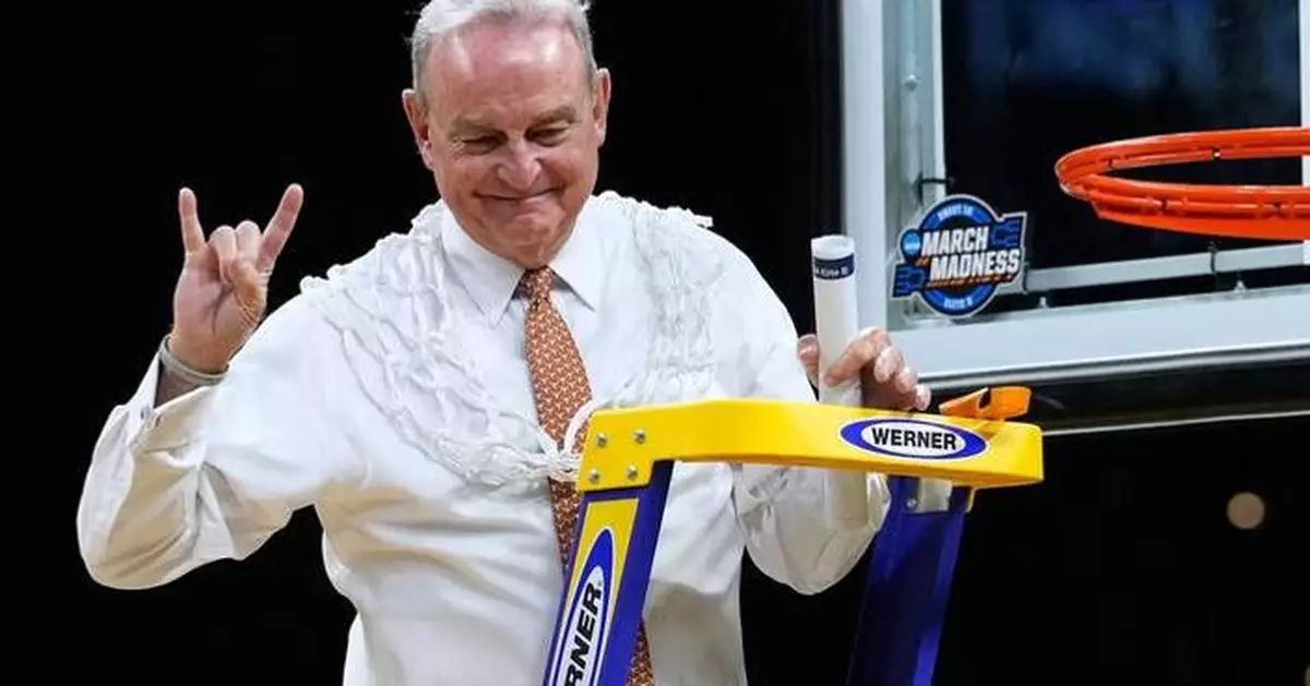 Texas coach Vic Schaefer is chasing an elusive national title in his fourth women's Final Four