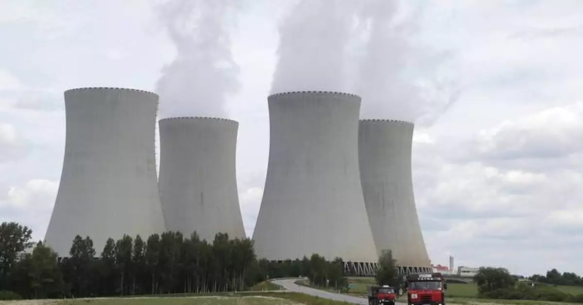 Czech power company ČEZ signs deal with Rolls-Royce SMR to prepare for first small nuclear reactor
