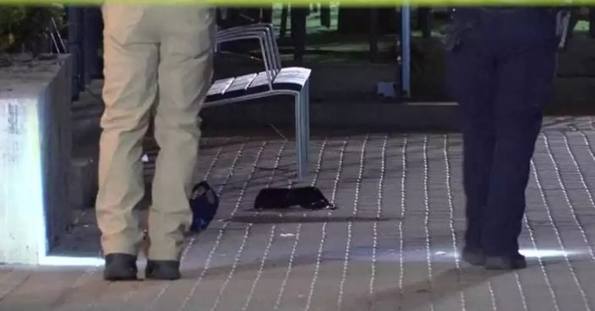 3 students, 2 others shot along nightlife district near the University of Iowa, authorities say