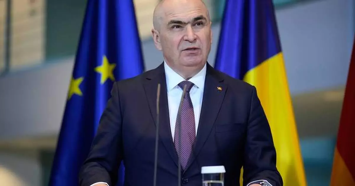 Romania’s Socialists and a hard-right party seek to topple the center-right prime minister