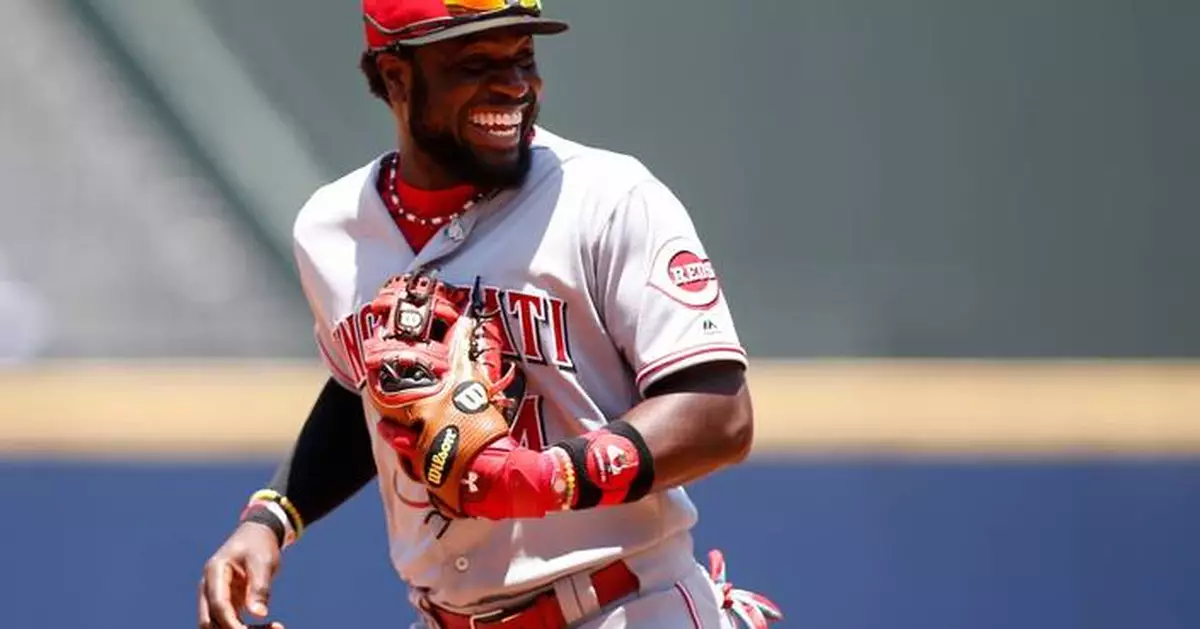 Brandon Phillips signs 1-day contract with Reds to retire with the club he calls his 'home'