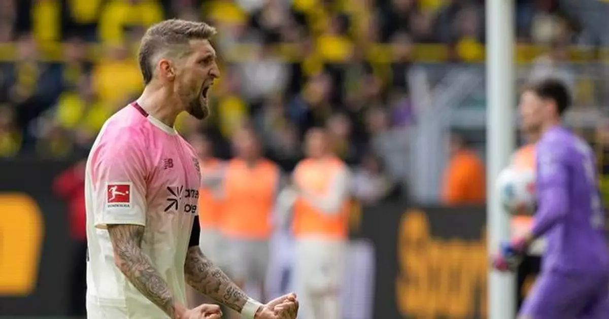 Bayern warms up for Madrid by smashing Bundesliga goal record and closing in on title