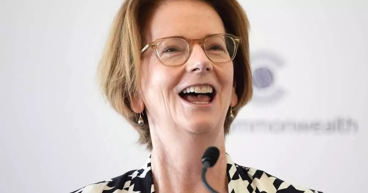 Virginia Evans and Susan Choi are among 6 finalists for the Women's Prize for Fiction