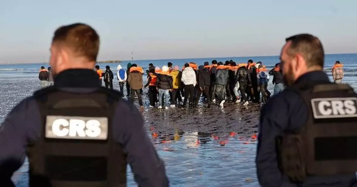 4 dead, 38 rescued during attempted channel crossing from France to UK