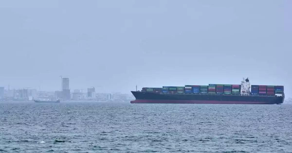 Analysis: The US protected ships from Iran in the Strait of Hormuz in the '80s. Could it again?