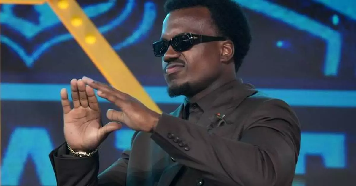 Buccaneers select edge rusher Rueben Bain Jr. No. 15, hoping to bolster inconsistent pass rush