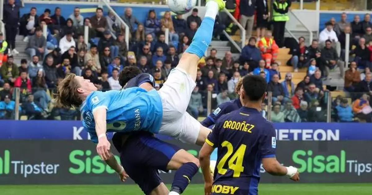 Napoli's draw at Parma may end its chances of defending the Serie A title