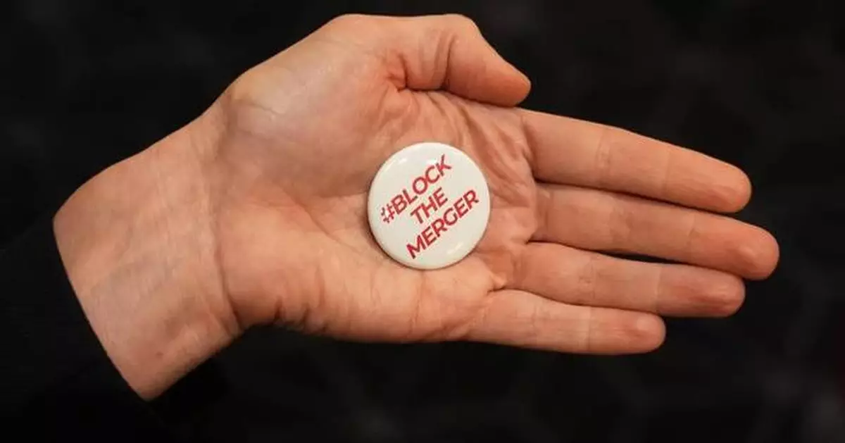 Tom Cruise previews Iñárritu satire 'Digger' at CinemaCon