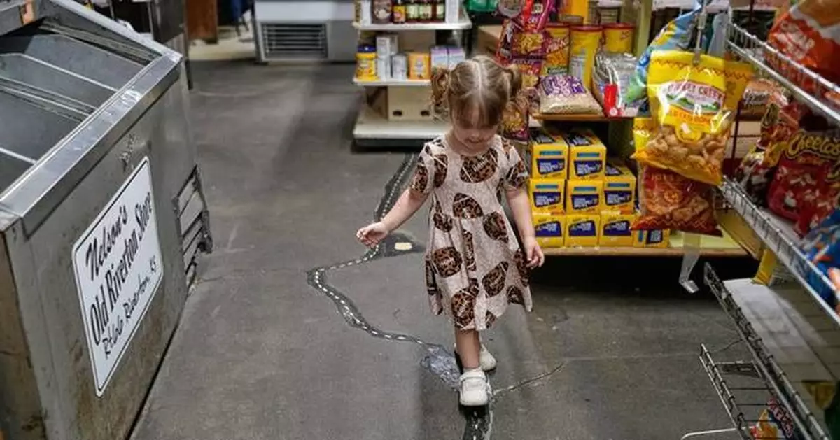 LOCALIZE IT: Capturing 100 years of Route 66 in images, see tips from AP photographers